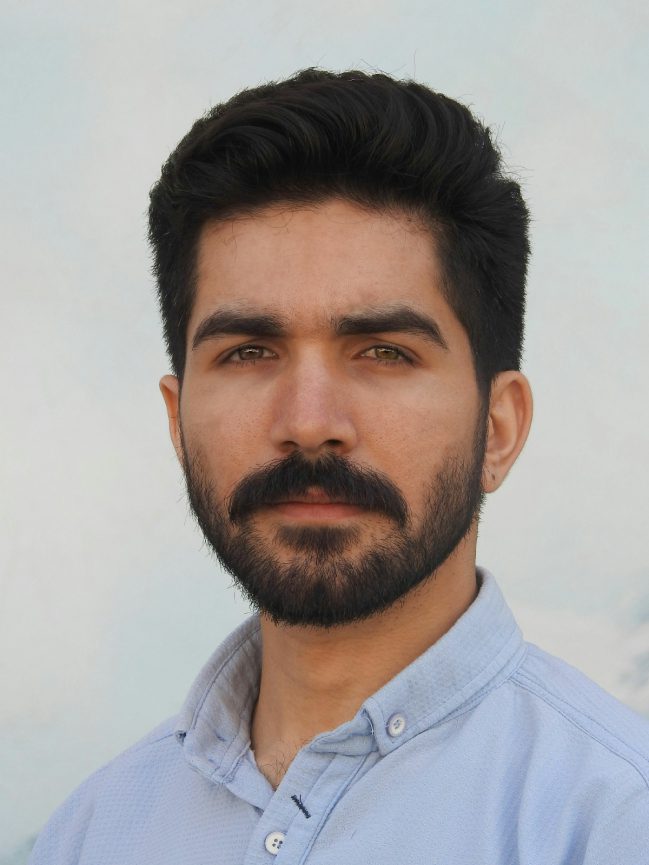 کادر اداری دبیرستان بصیرت 1401 7 DSCN6468_Beautune_2022021914_Beautune_20220915_compressed